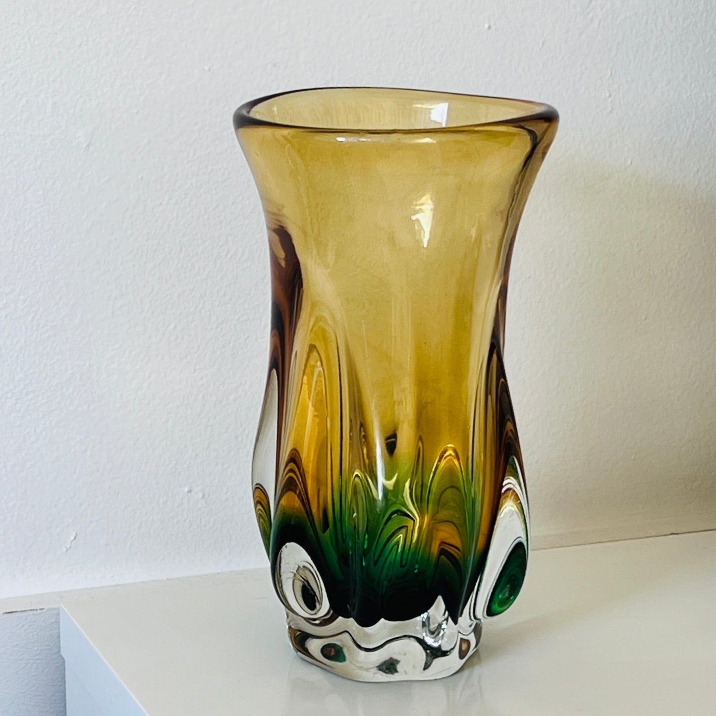 Vintage Murano Vase 1.11
